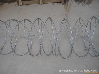 專業(yè)制造商直供 鑫爾利刺繩、鐵蒺藜、刀片刺繩與草原圍欄網(wǎng)的全方位解析